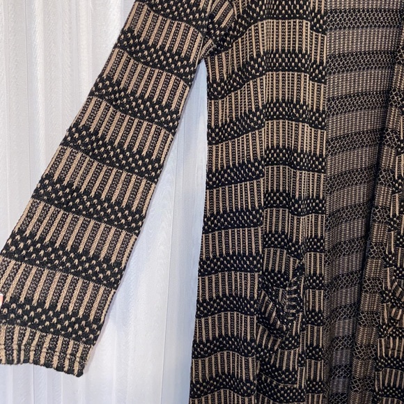 NWOT LULAROE SARAH CARDIGAN - Picture 1 of 11